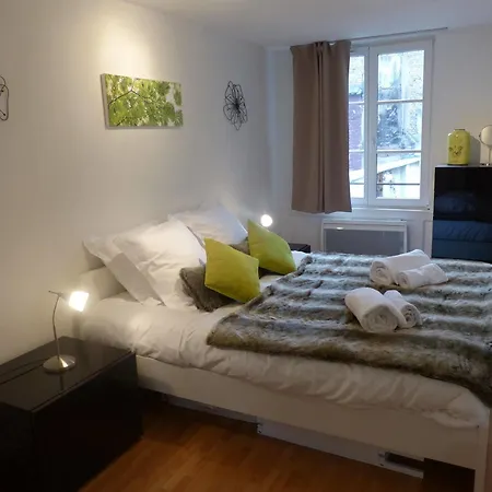 Apartment 70 M² Center