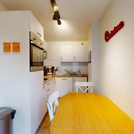 70 M² Center