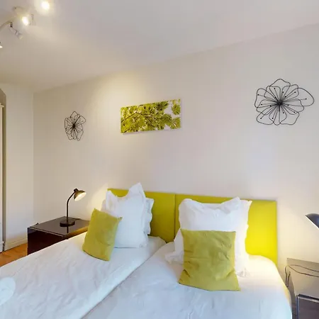 70 M² Center