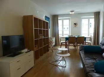 公寓 70 M² Center
